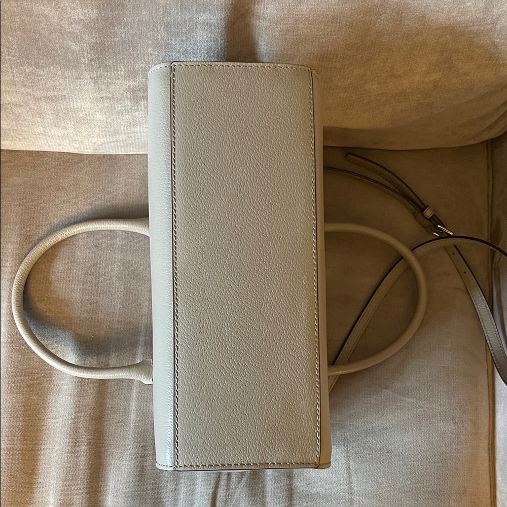 Kate Spade Large Light Gray Satchel โข 12โx9โx5โ โข LIKE NEW CONDITION - Picture 5 of 13